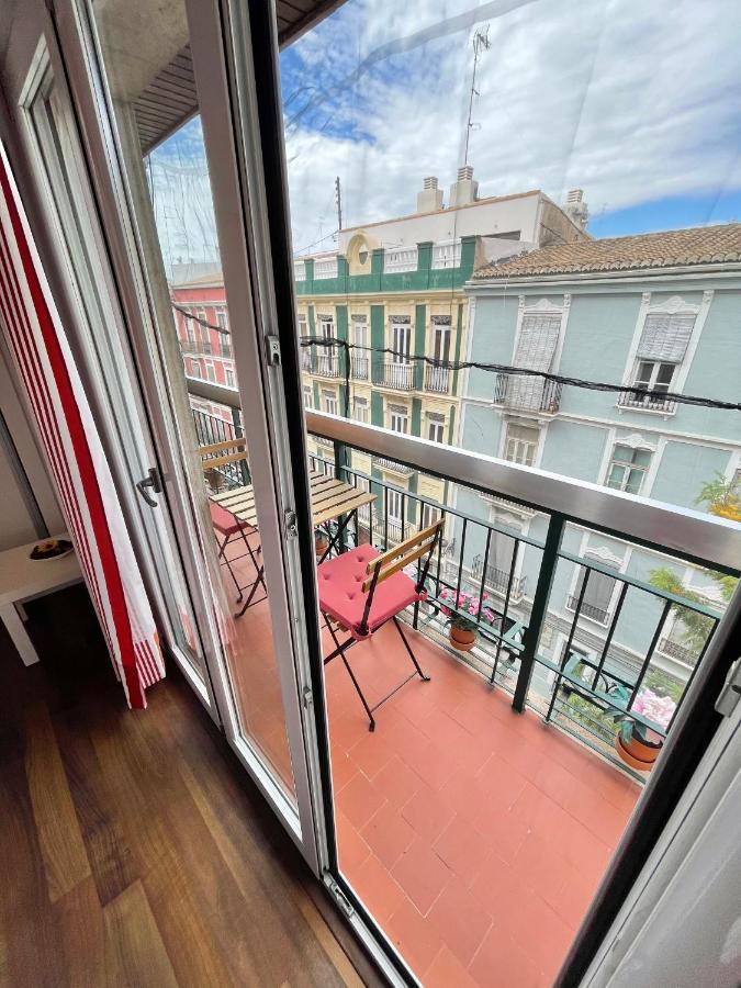 Apartamentos Sevilla فالنسيا المظهر الخارجي الصورة